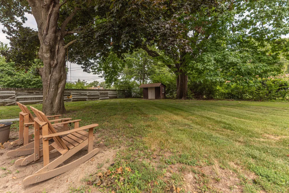 562 Brookside Road Ypsilanti, MI 48197