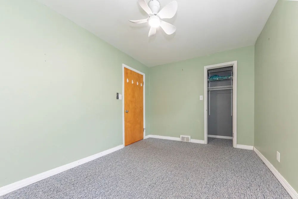 562 Brookside Road Ypsilanti, MI 48197