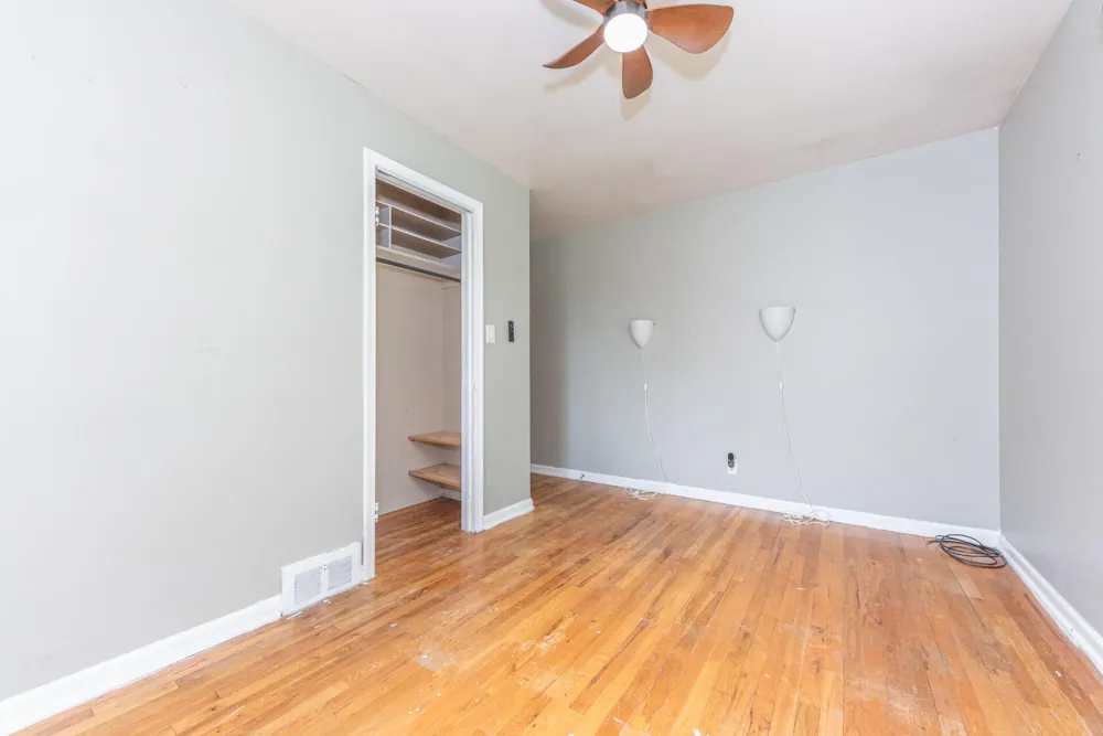 562 Brookside Road Ypsilanti, MI 48197
