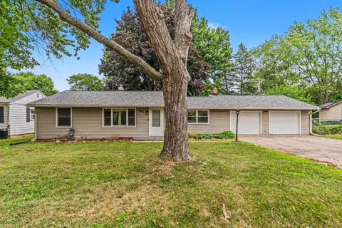 562 Brookside Road