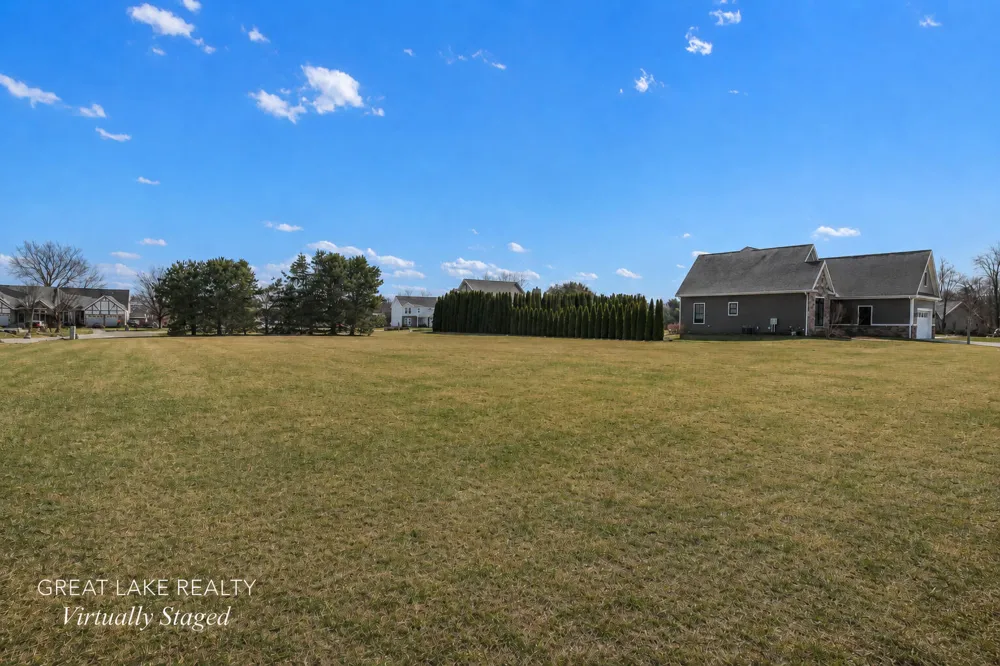471 Wittenberg Path St. Joseph, MI 49085