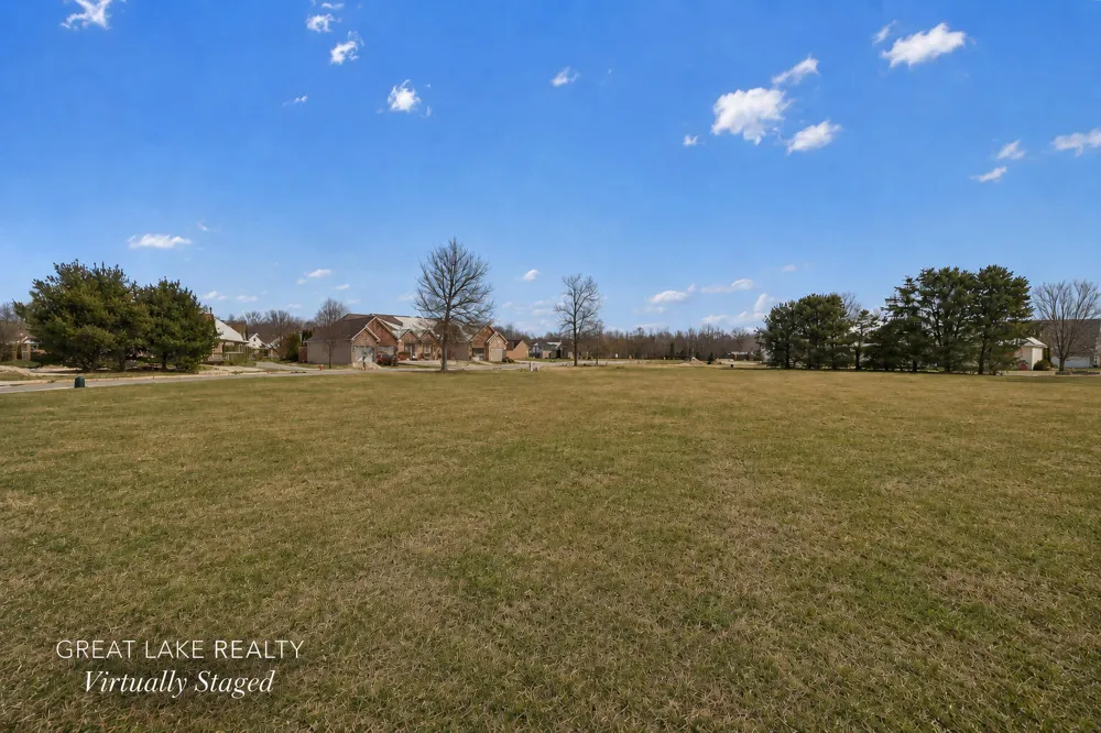 471 Wittenberg Path St. Joseph, MI 49085