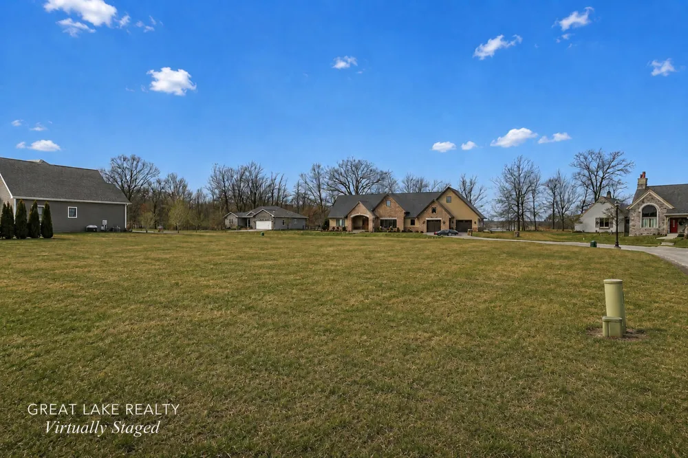 471 Wittenberg Path St. Joseph, MI 49085