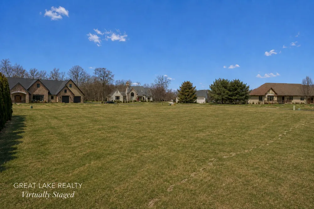 471 Wittenberg Path St. Joseph, MI 49085