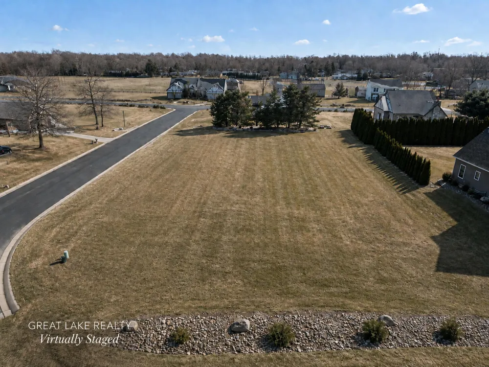 471 Wittenberg Path St. Joseph, MI 49085