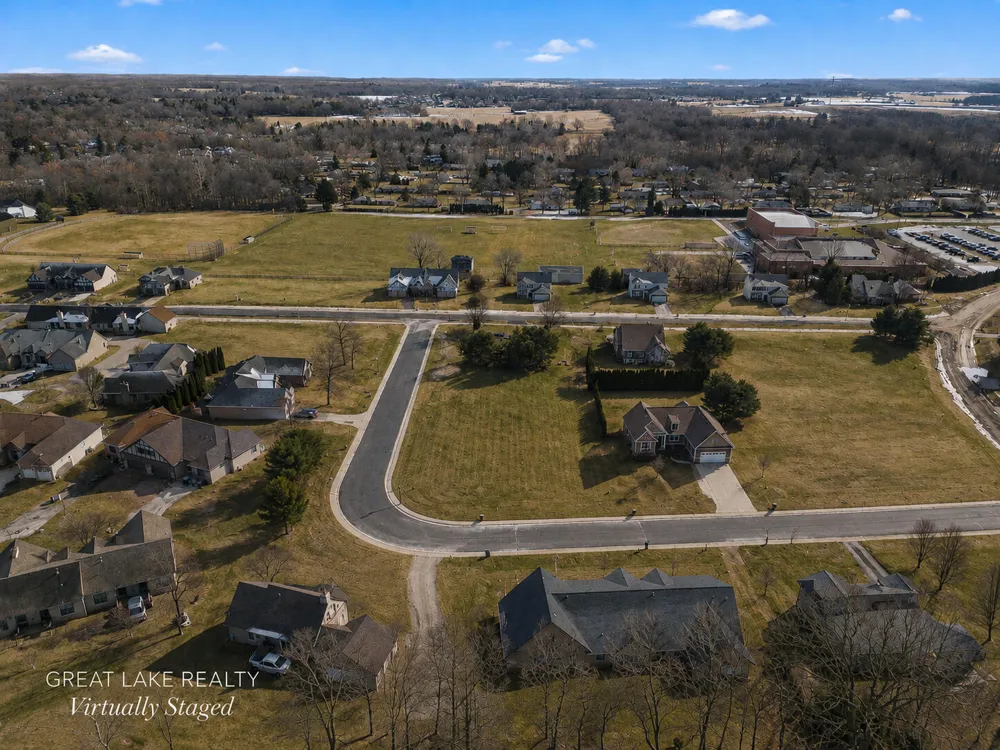 471 Wittenberg Path St. Joseph, MI 49085