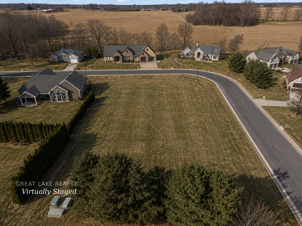 471 Wittenberg Path St. Joseph, MI 49085