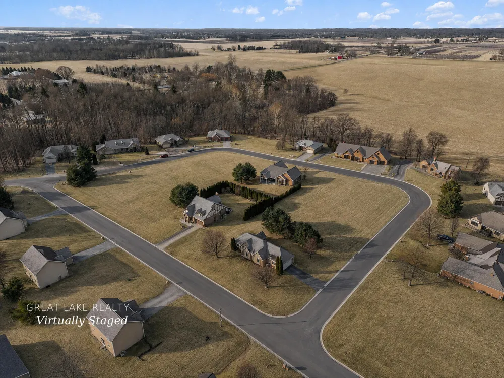 471 Wittenberg Path St. Joseph, MI 49085