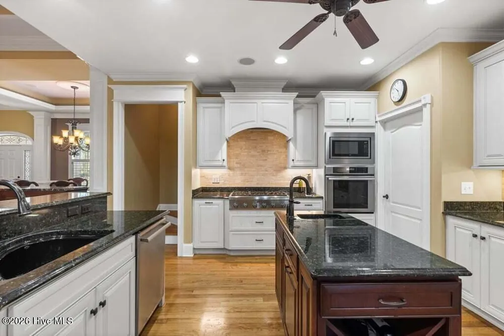 3786 Ridge Crest Drive Southport, NC 28461