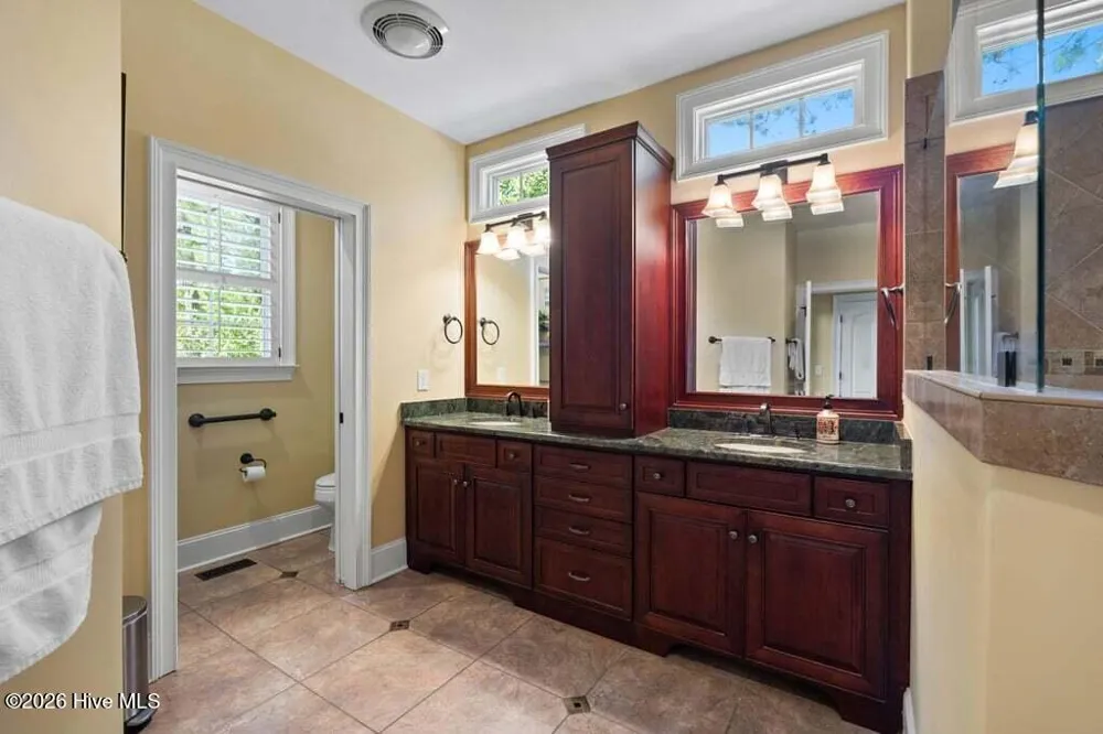 3786 Ridge Crest Drive Southport, NC 28461