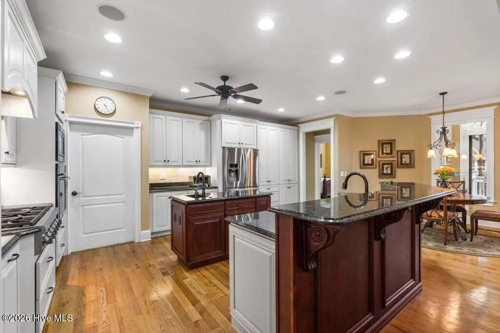 3786 Ridge Crest Drive Southport, NC 28461