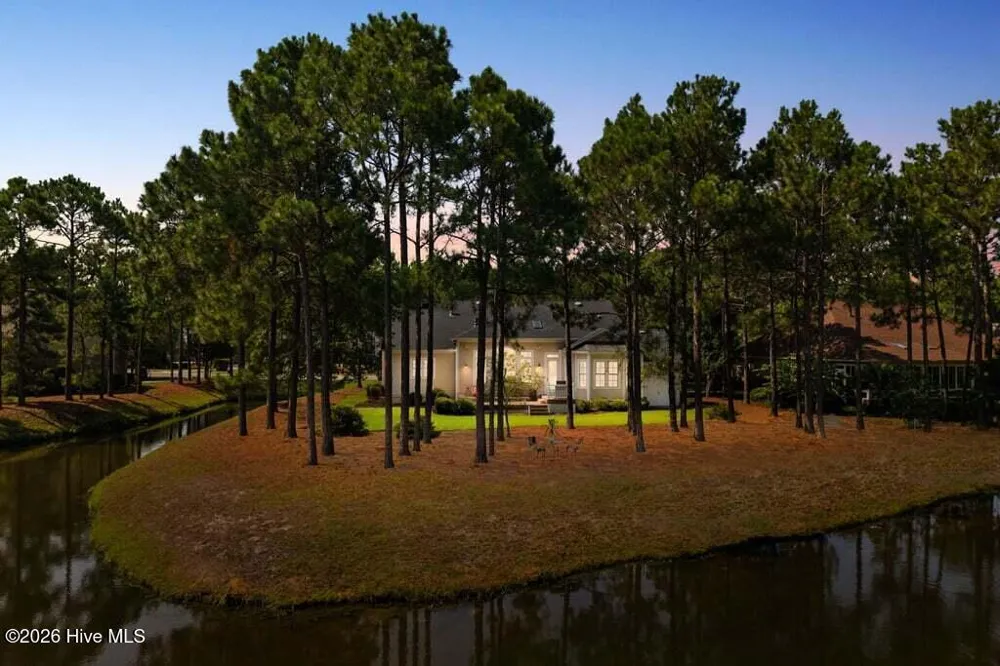 3786 Ridge Crest Drive Southport, NC 28461