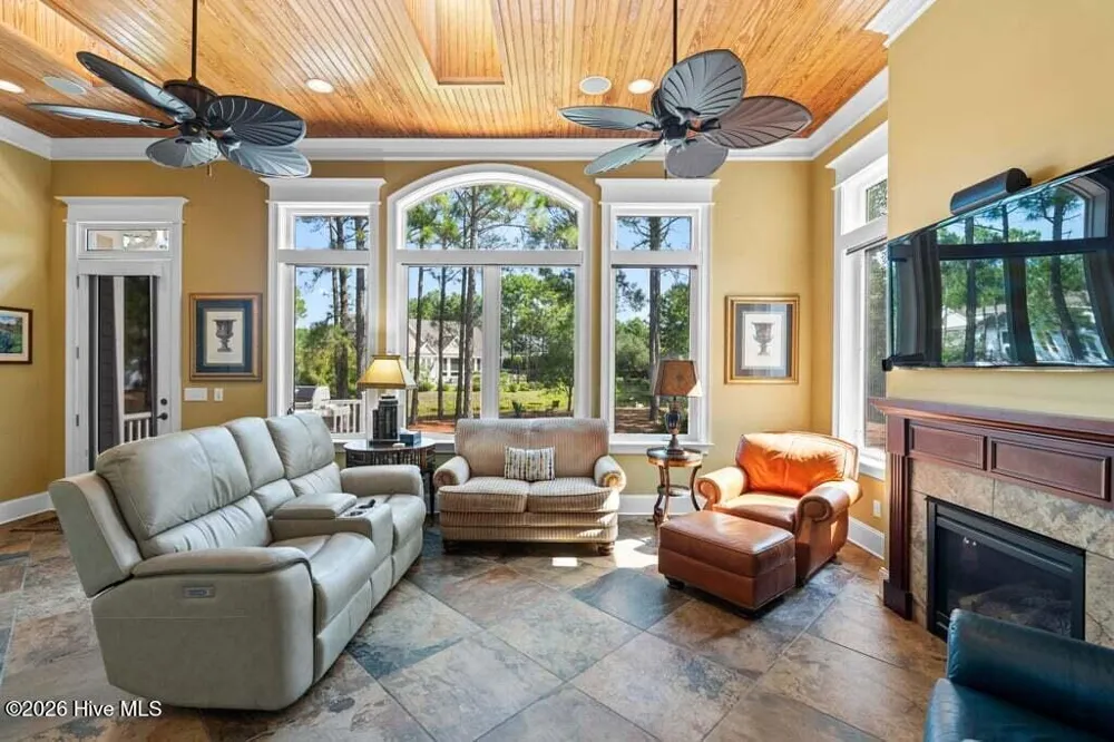 3786 Ridge Crest Drive Southport, NC 28461