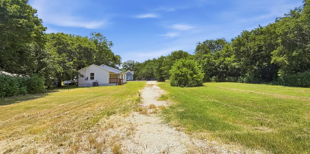 108 Main Street Sadler, TX 76264