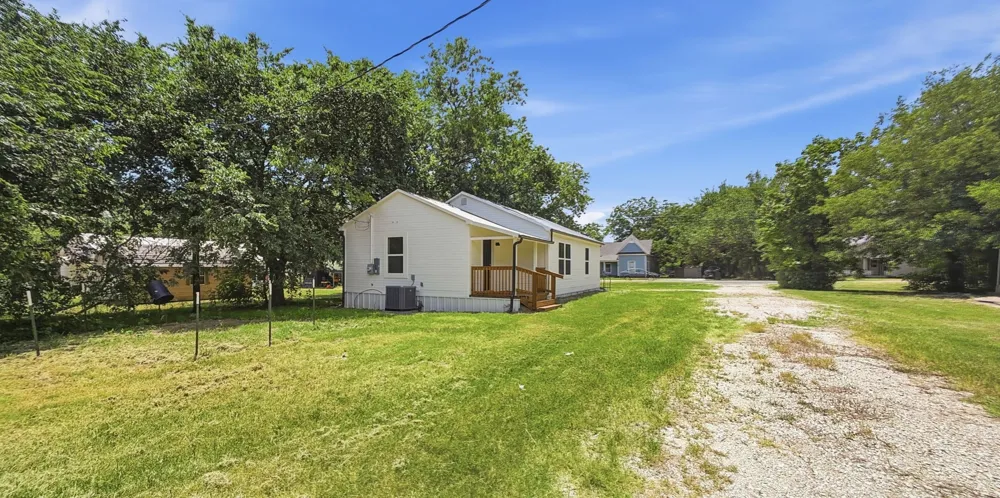 108 Main Street Sadler, TX 76264