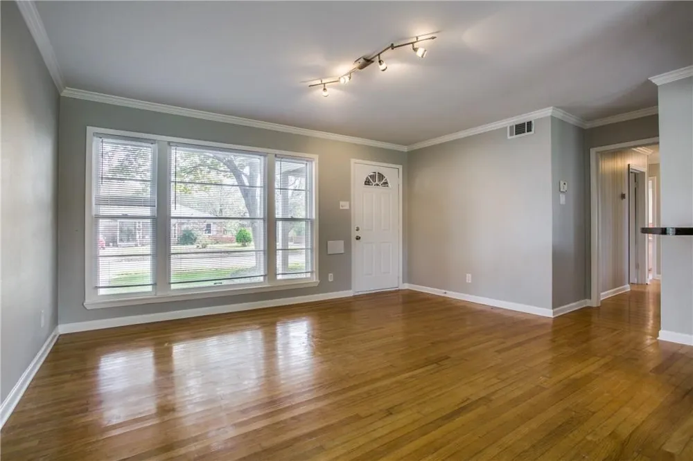 11309 Ulloa Lane Dallas, TX 75228