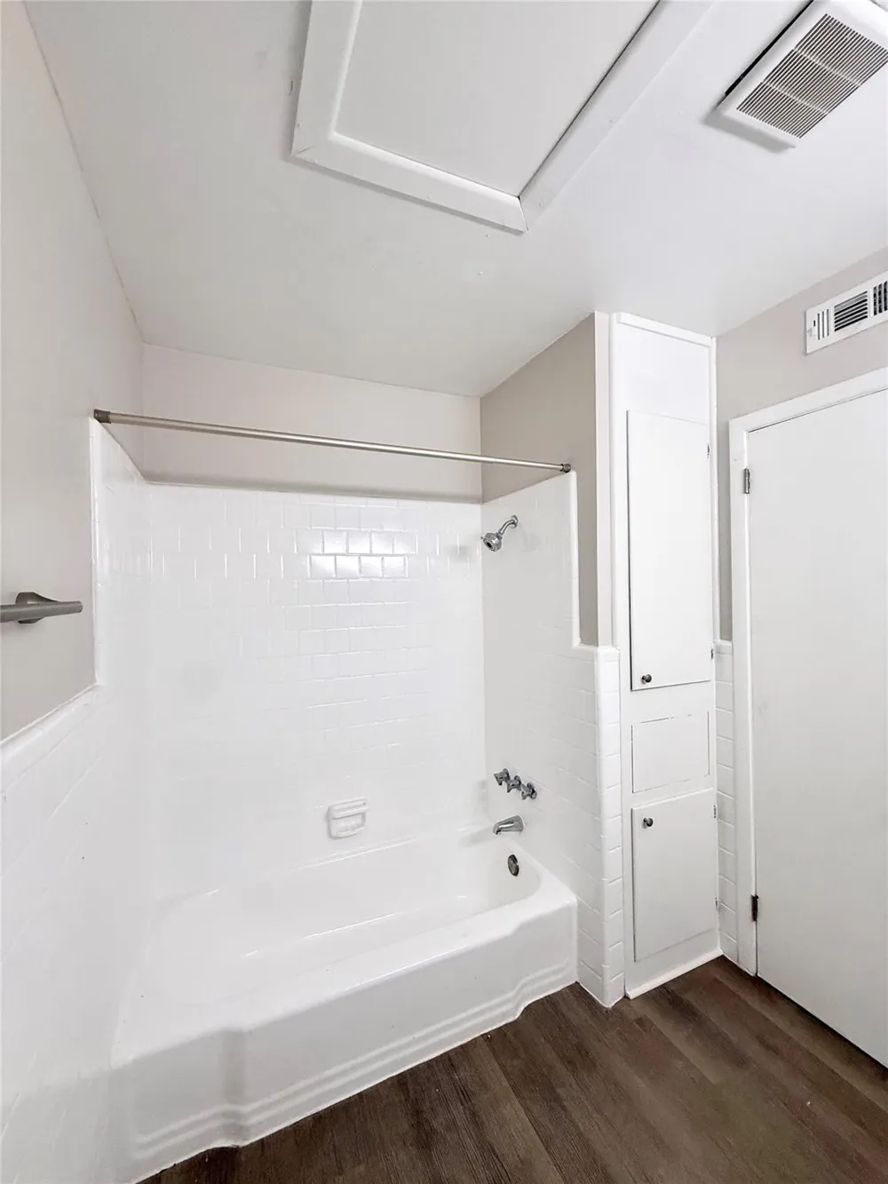 500 Willow Drive #B6 Lake Jackson, TX 77566