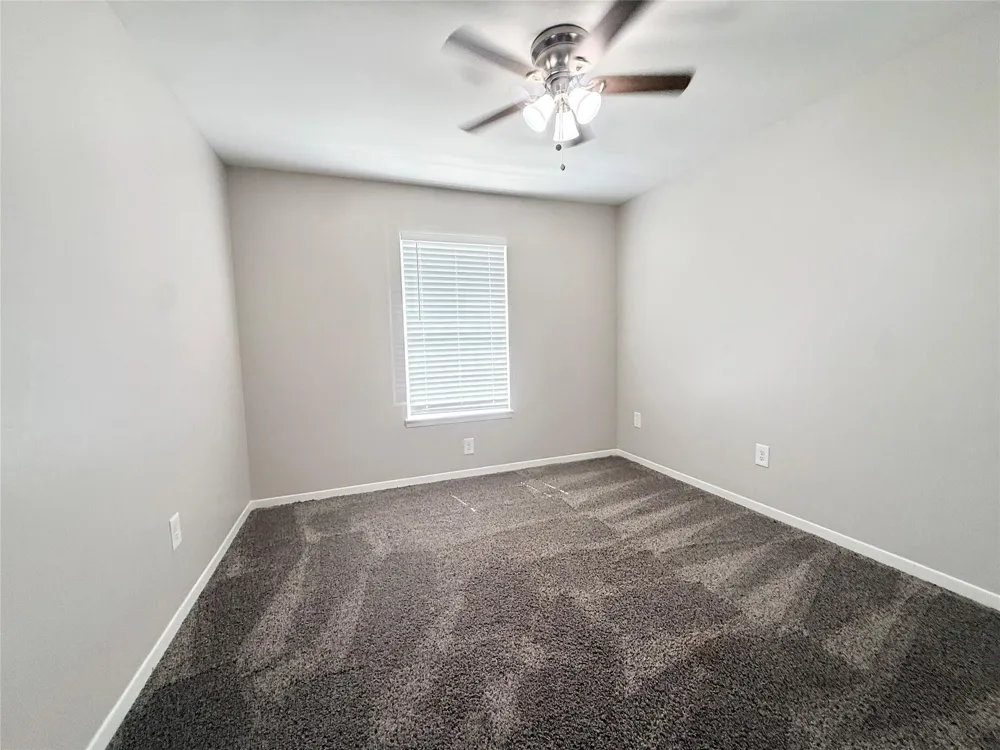 500 Willow Drive #B6 Lake Jackson, TX 77566