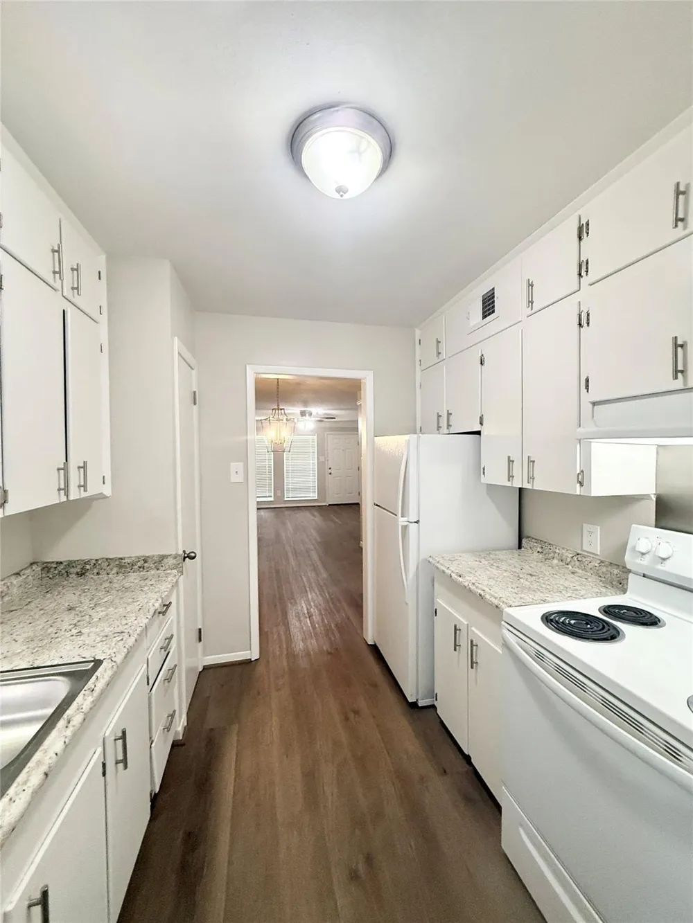 500 Willow Drive #B6 Lake Jackson, TX 77566