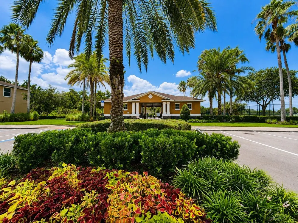 11155 SAVANNAH LANDING CIRCLE Orlando, FL 32832