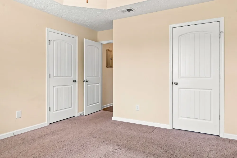 915 17th Ave E Springfield, TN 37172