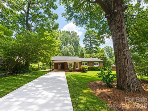 109 Holly Drive