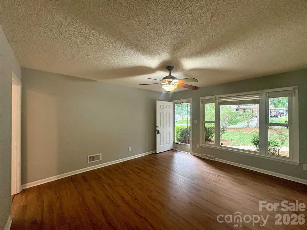 109 Holly Drive Mount Holly, NC 28120