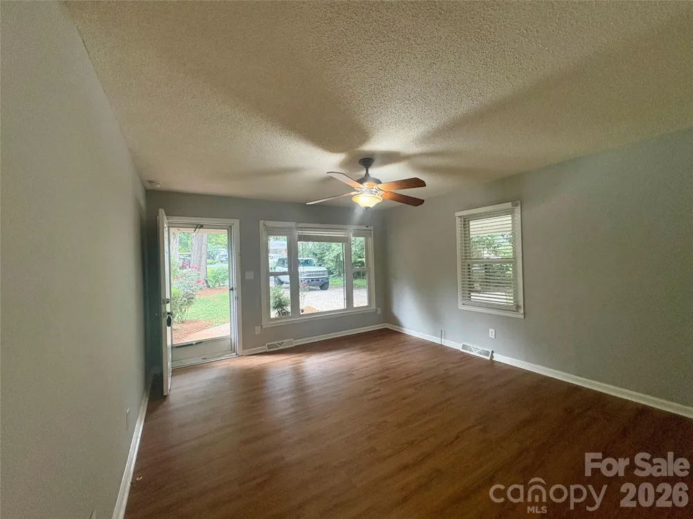 109 Holly Drive Mount Holly, NC 28120