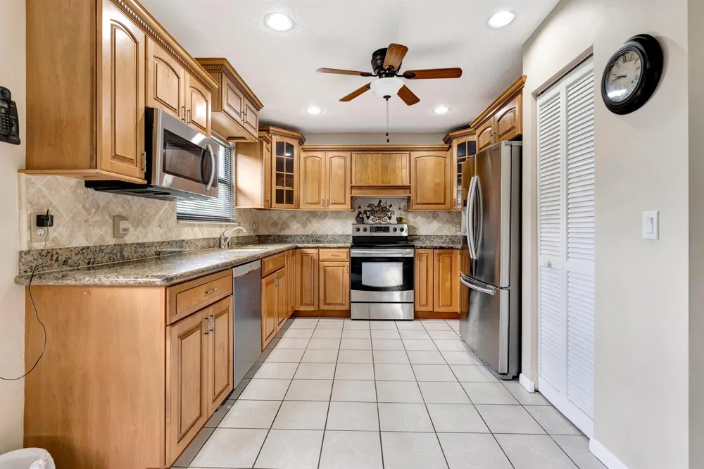108 Lexington Drive Royal Palm Beach, FL 33411