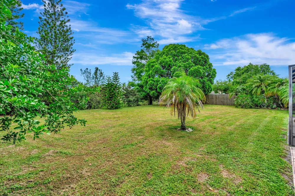 108 Lexington Drive Royal Palm Beach, FL 33411