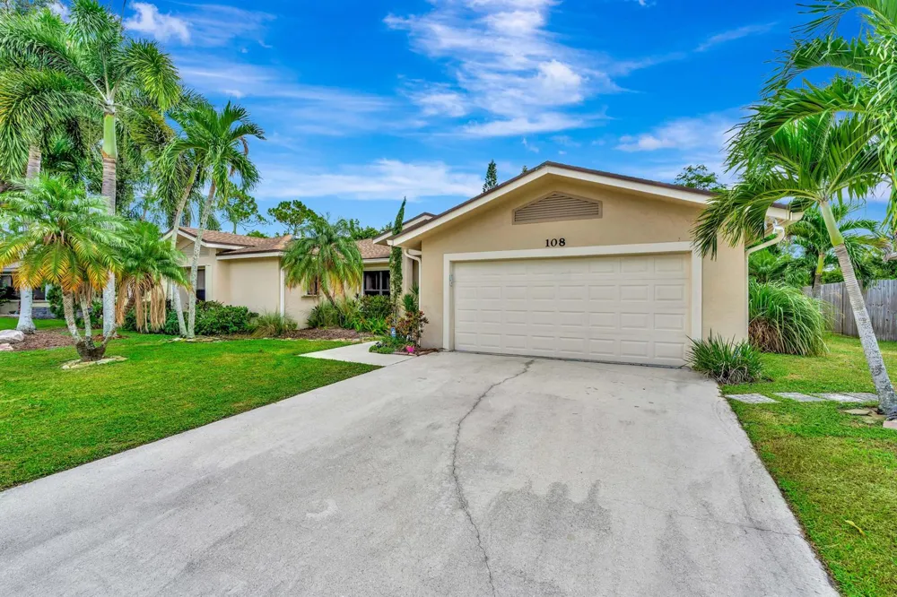 108 Lexington Drive Royal Palm Beach, FL 33411