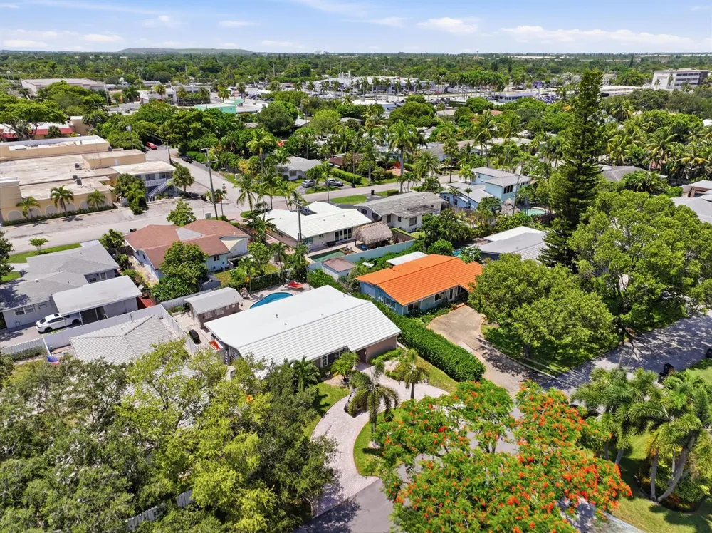 2511 NE 20th Avenue Lighthouse Point, FL 33064