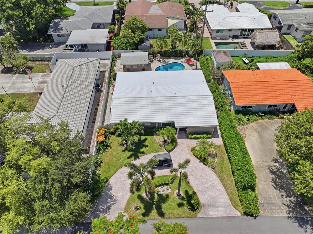 2511 NE 20th Avenue Lighthouse Point, FL 33064
