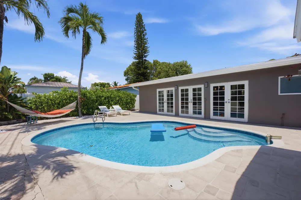 2511 NE 20th Avenue Lighthouse Point, FL 33064