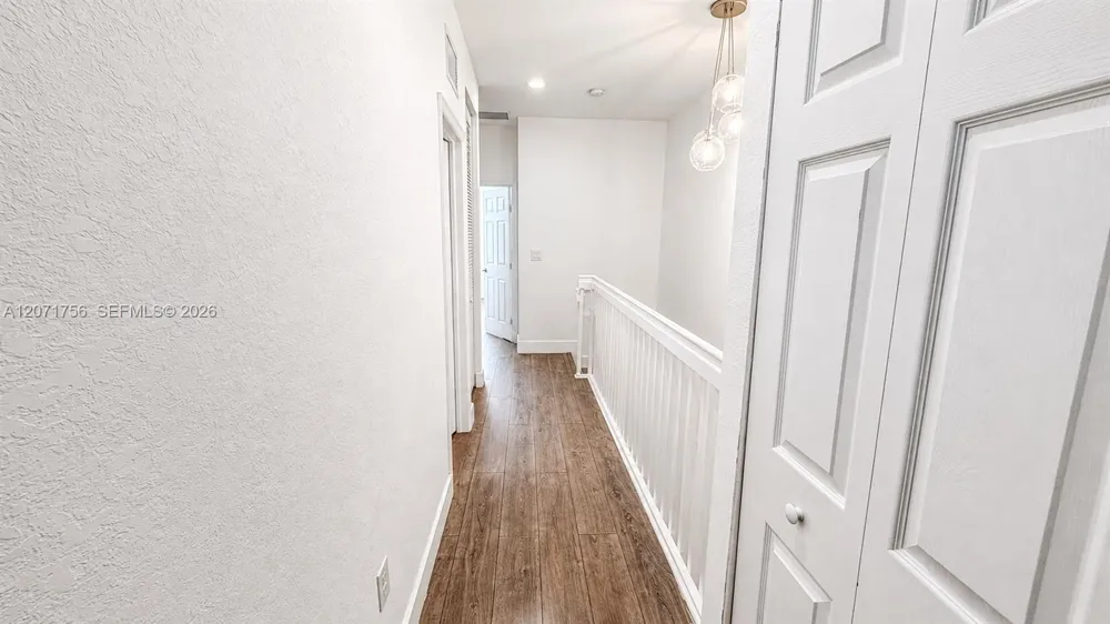 8876 W 35th Way Hialeah, FL 33018