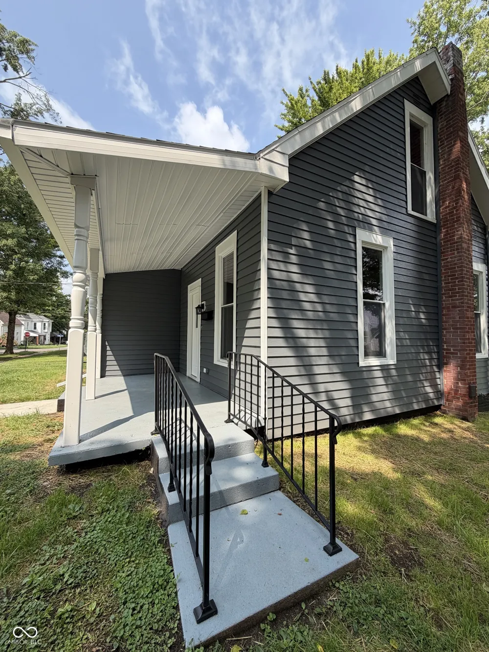 134 W Pine Street Knightstown, IN 46148