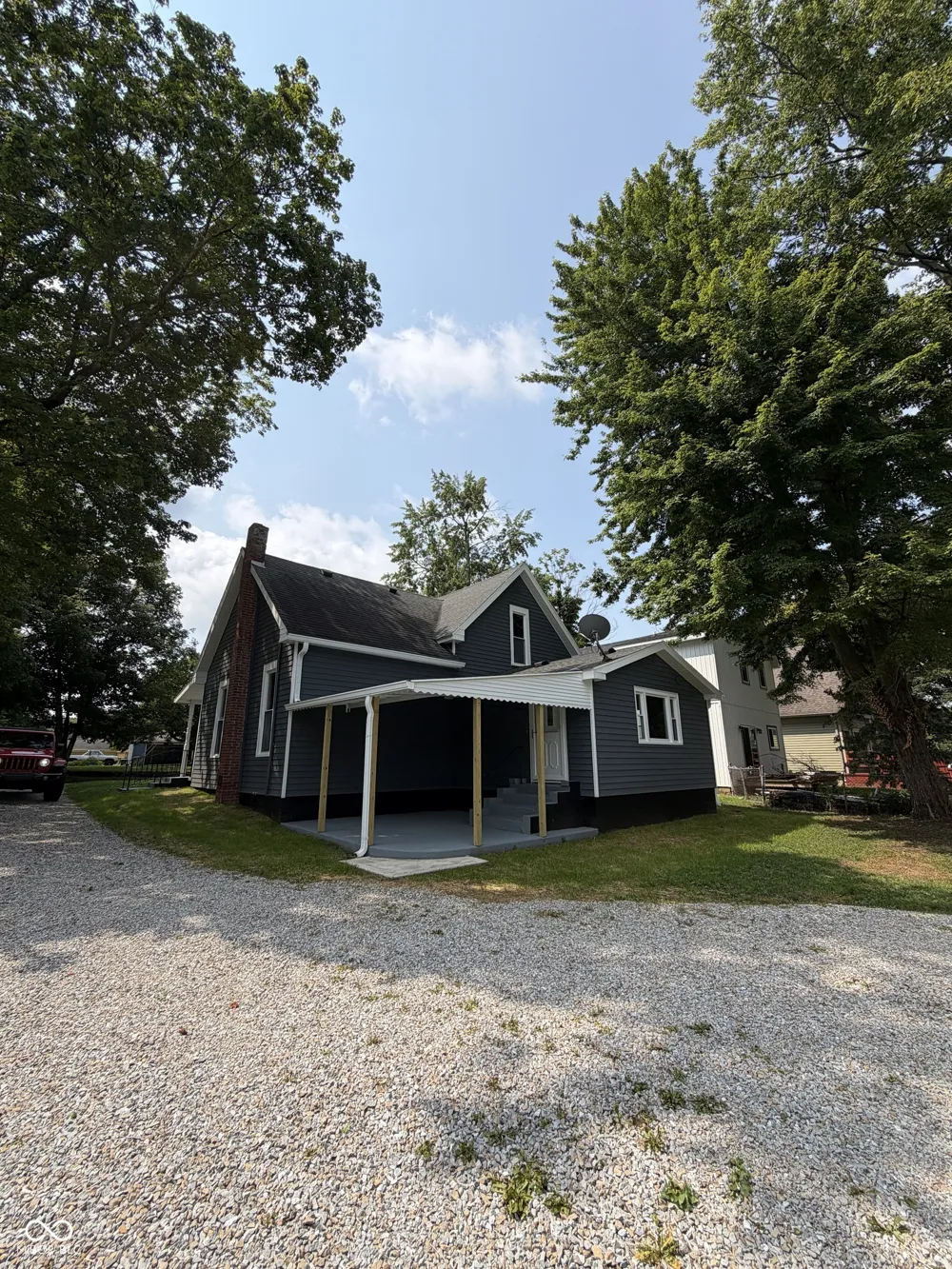 134 W Pine Street Knightstown, IN 46148