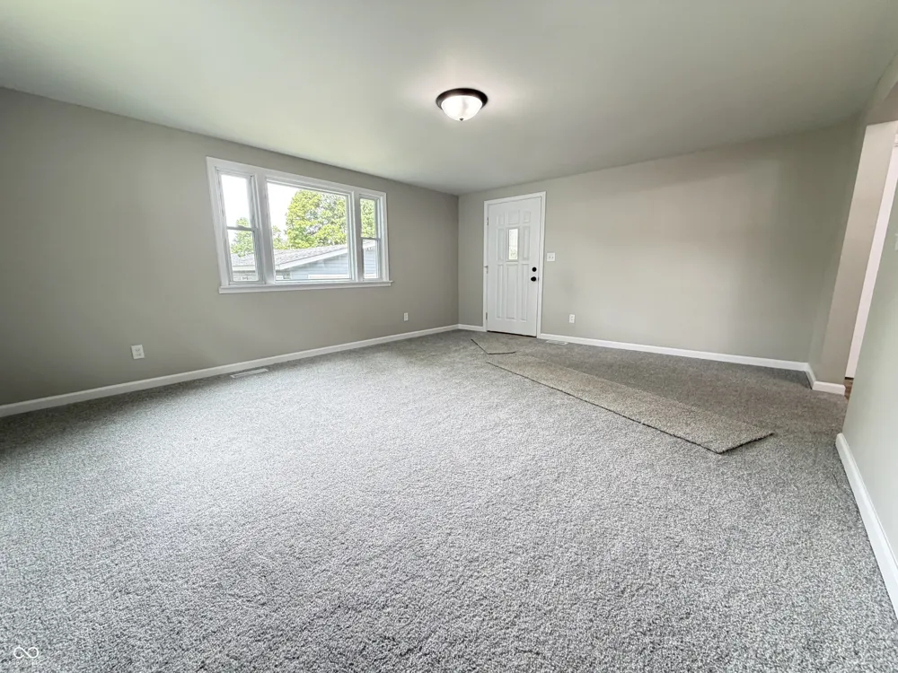 134 W Pine Street Knightstown, IN 46148