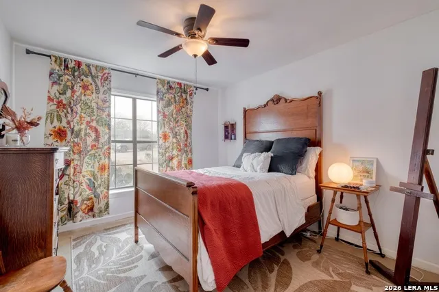 1233 Orange Lockhart, TX 78644