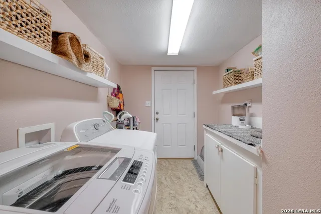 1233 Orange Lockhart, TX 78644