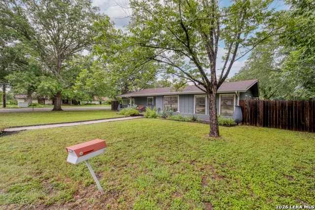 1233 Orange Lockhart, TX 78644