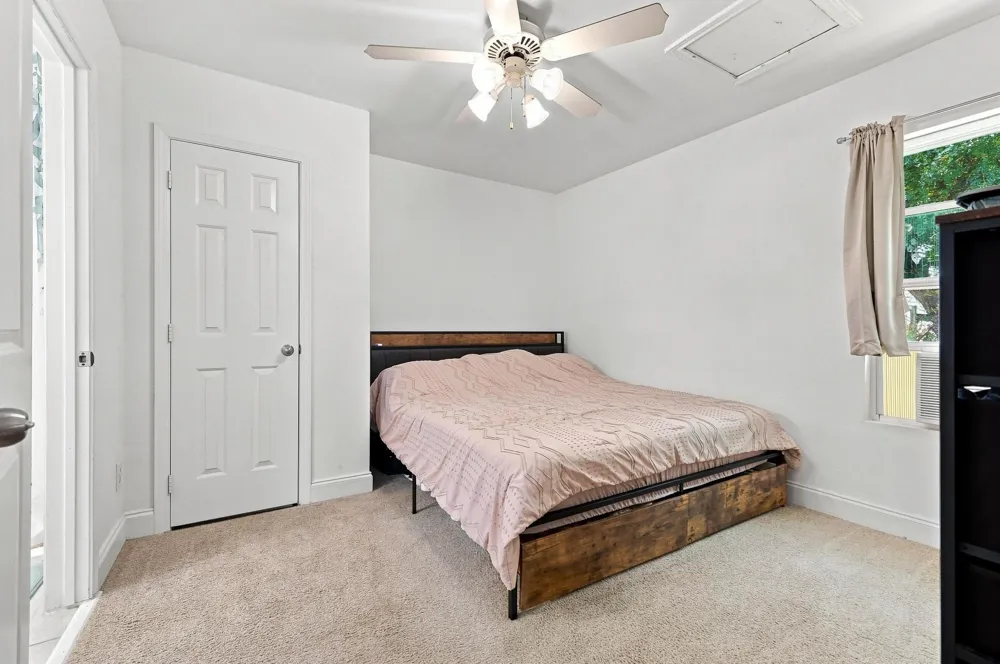 298 7th Street Honey Grove, TX 75446
