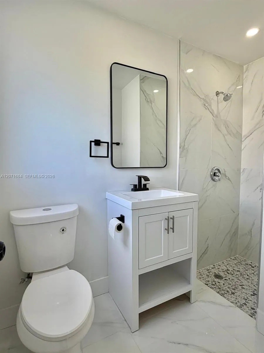 1240 W 26TH CT Riviera Beach, FL 33404