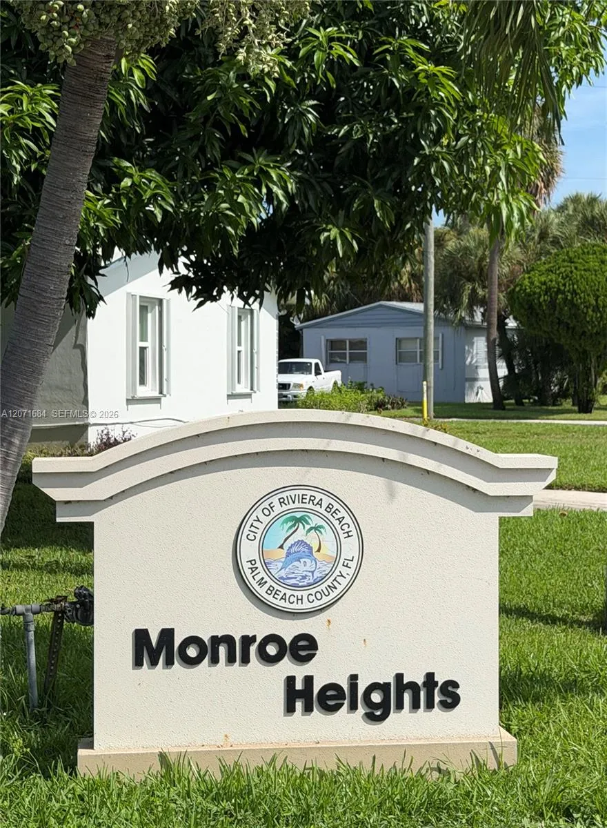 1240 W 26TH CT Riviera Beach, FL 33404
