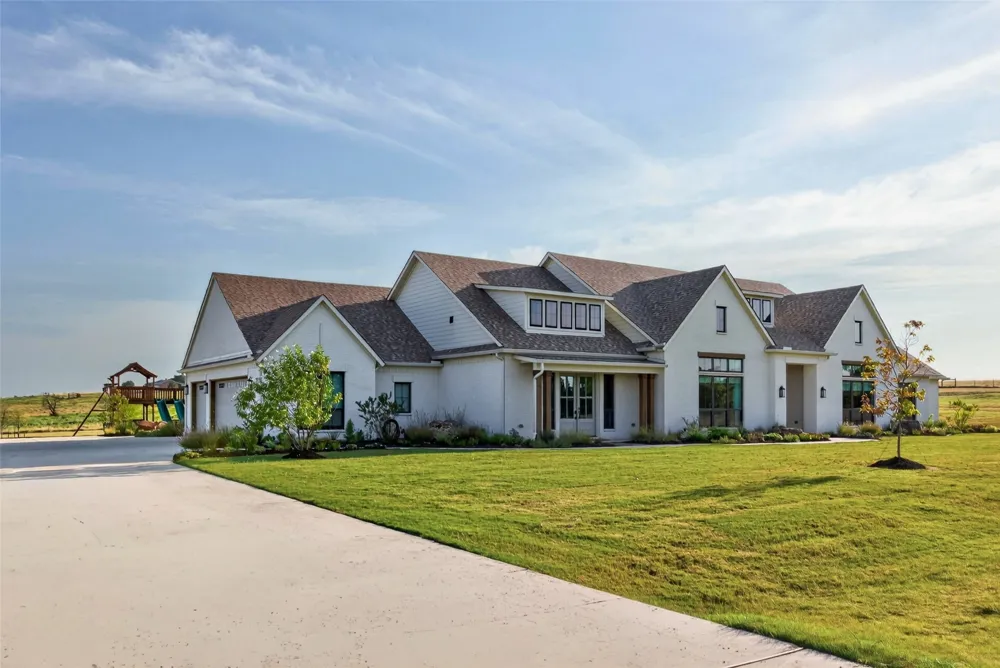 10932 Gregory Road Sanger, TX 76266