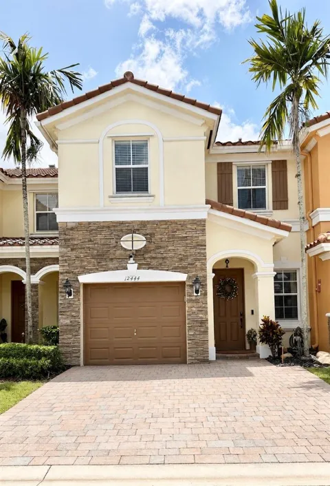 12444 Emerald Creek Ct