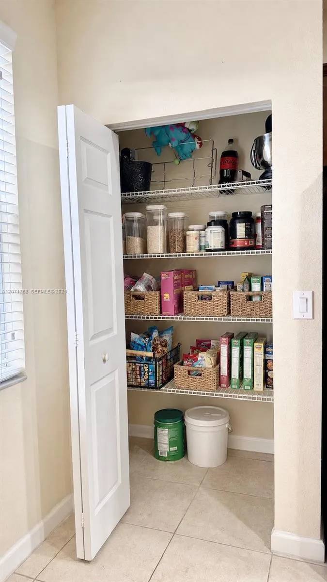 12444 Emerald Creek Ct Plantation, FL 33325