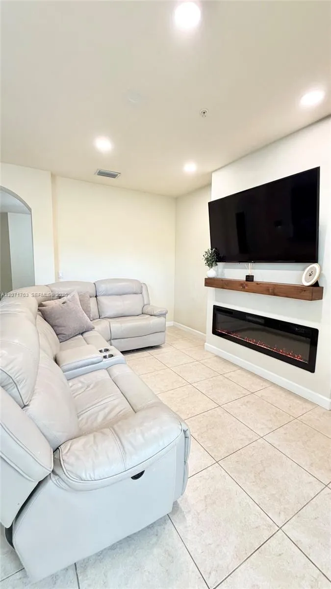 12444 Emerald Creek Ct Plantation, FL 33325