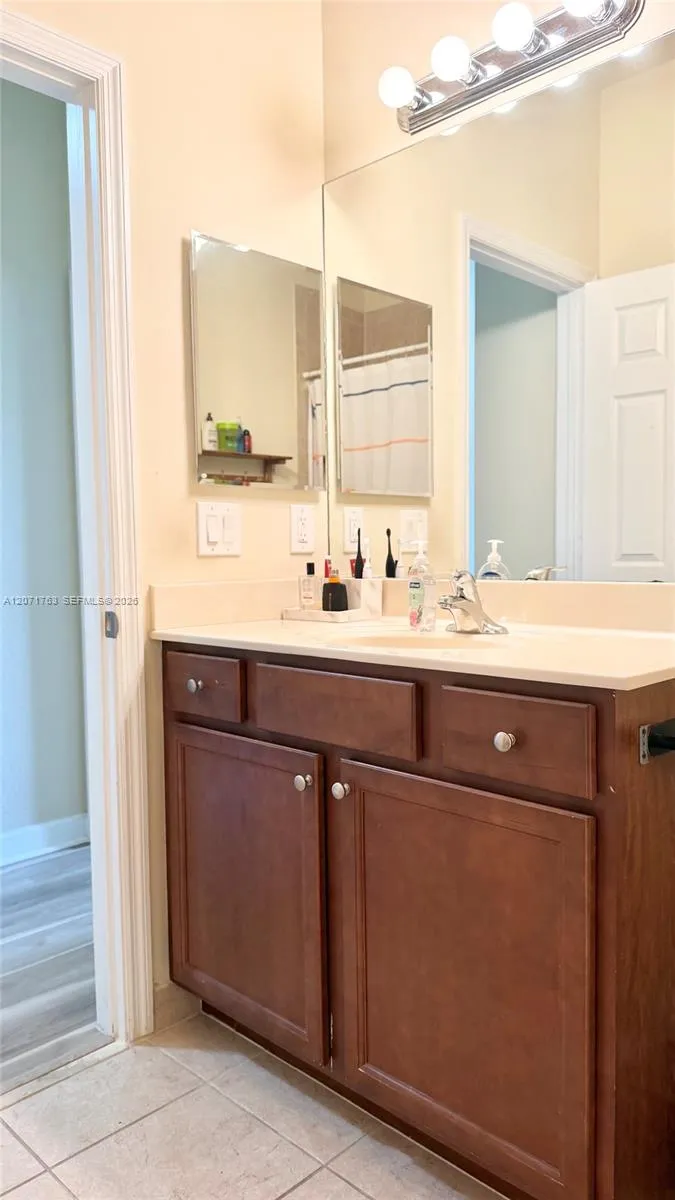 12444 Emerald Creek Ct Plantation, FL 33325
