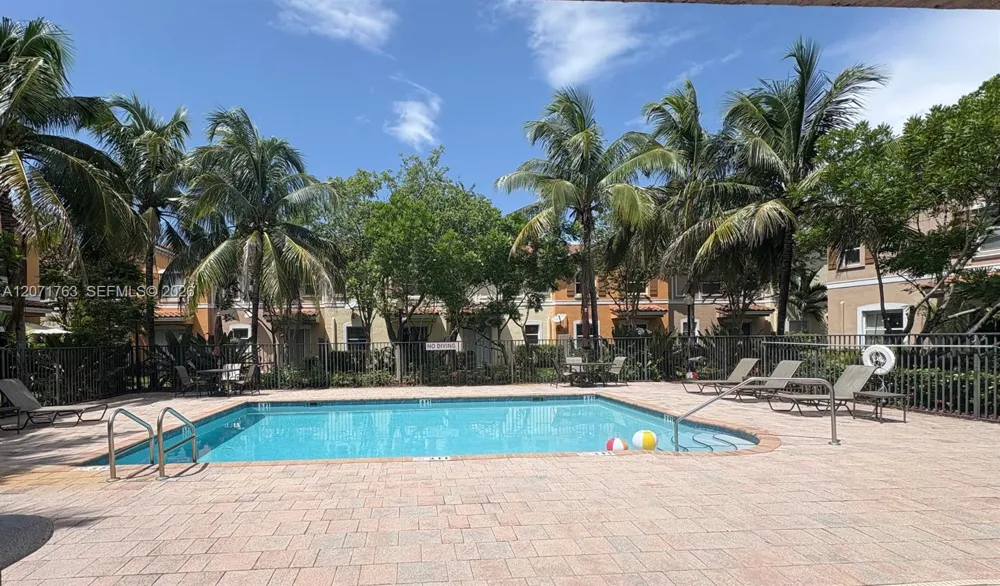 12444 Emerald Creek Ct Plantation, FL 33325